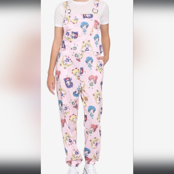 Sailor moon overalls - Picture 2 of 2